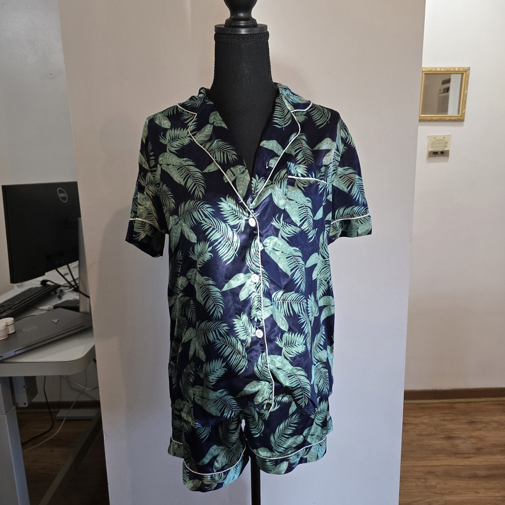 Tropical Leaf Print Pajama Set